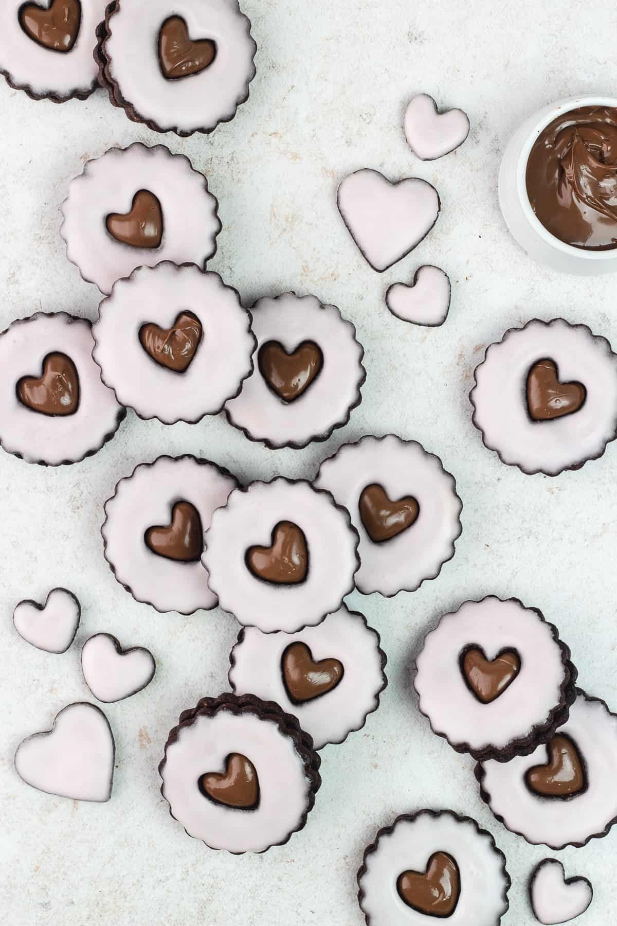 Nutella Linzer Cookies