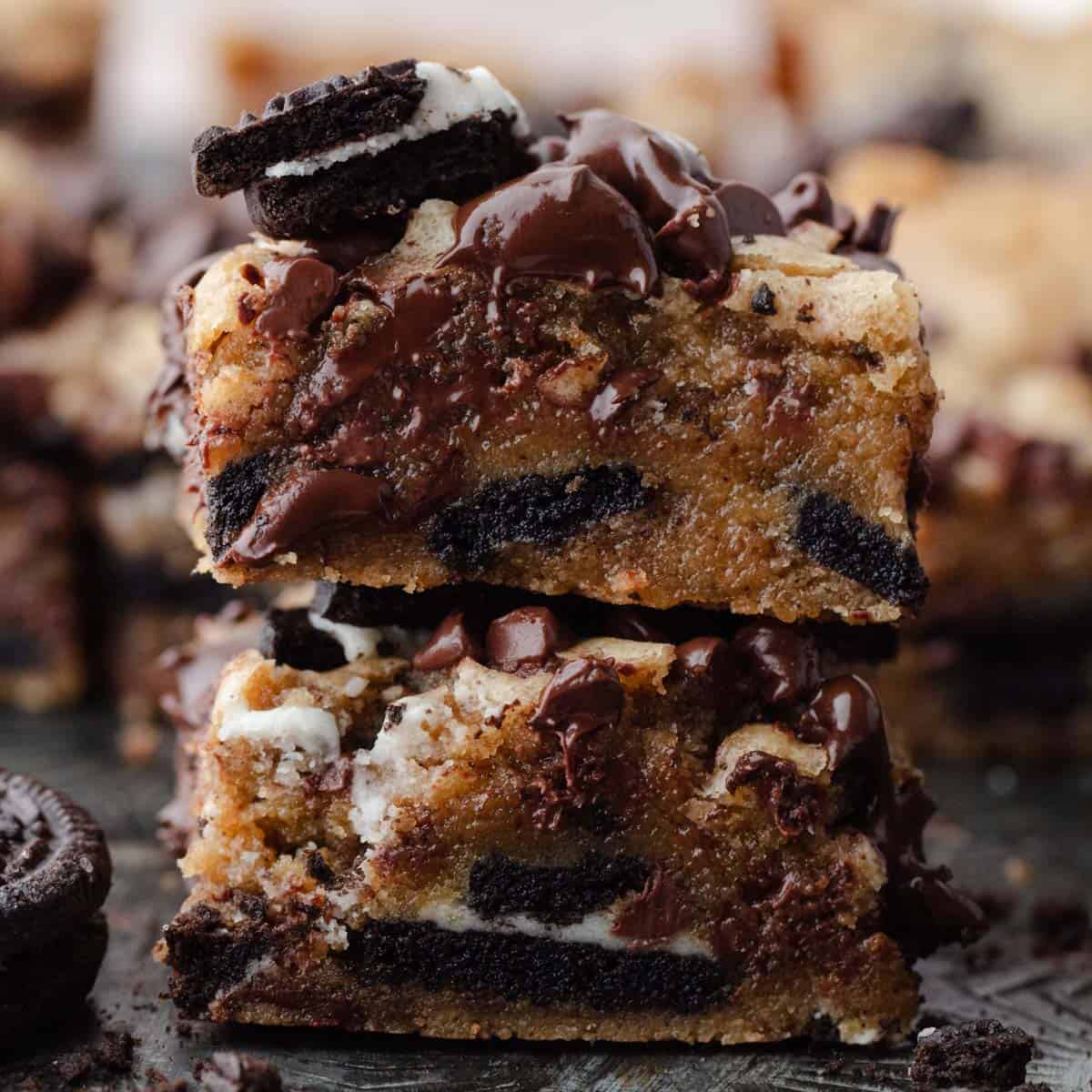 Oreo Blondies featured image
