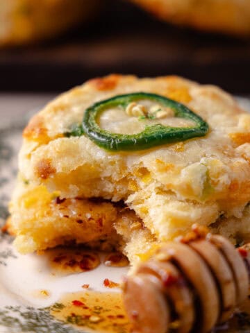 Jalapeno Cheddar Biscuit featured photo 1.