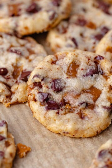 Chocolate chip and toffee shortbread cookies featured photo.